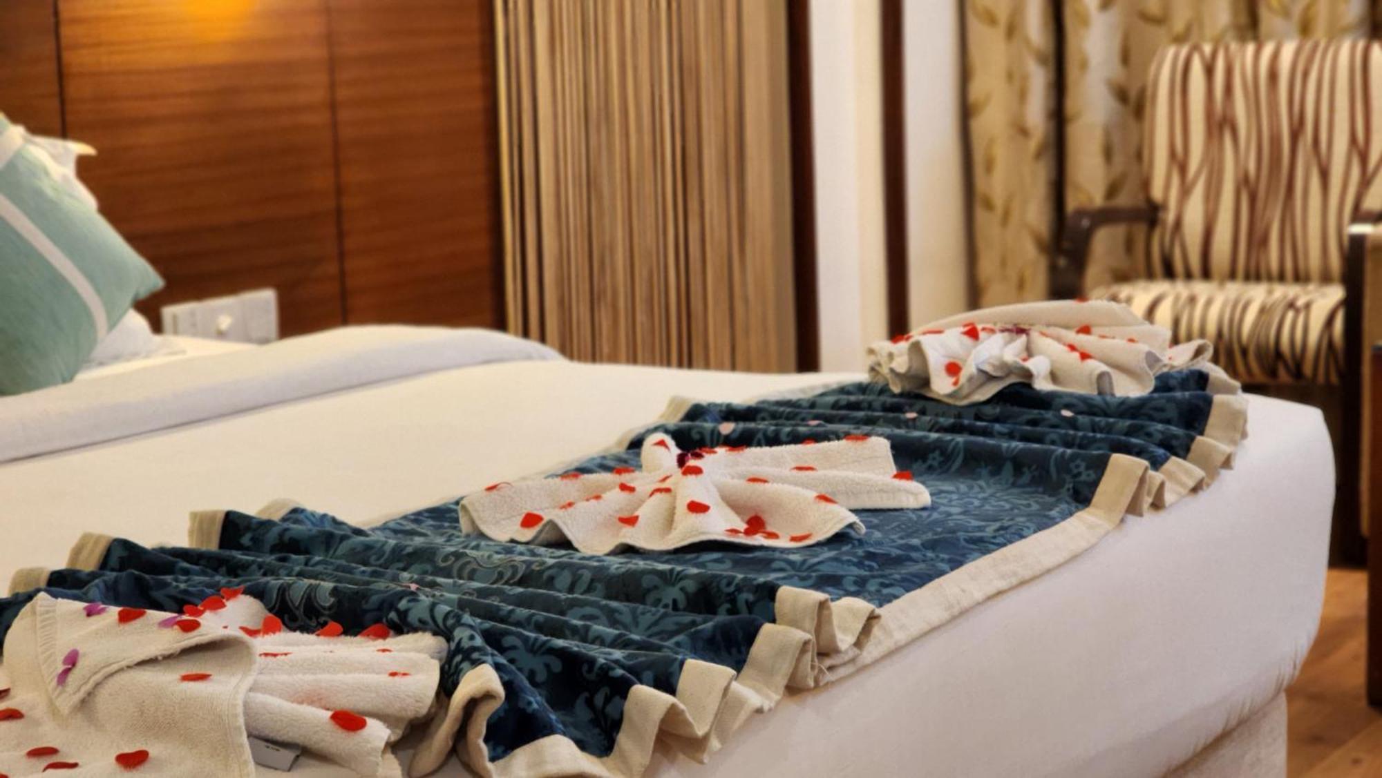 Hotel Royal Ark - 卡绍利 外观 照片