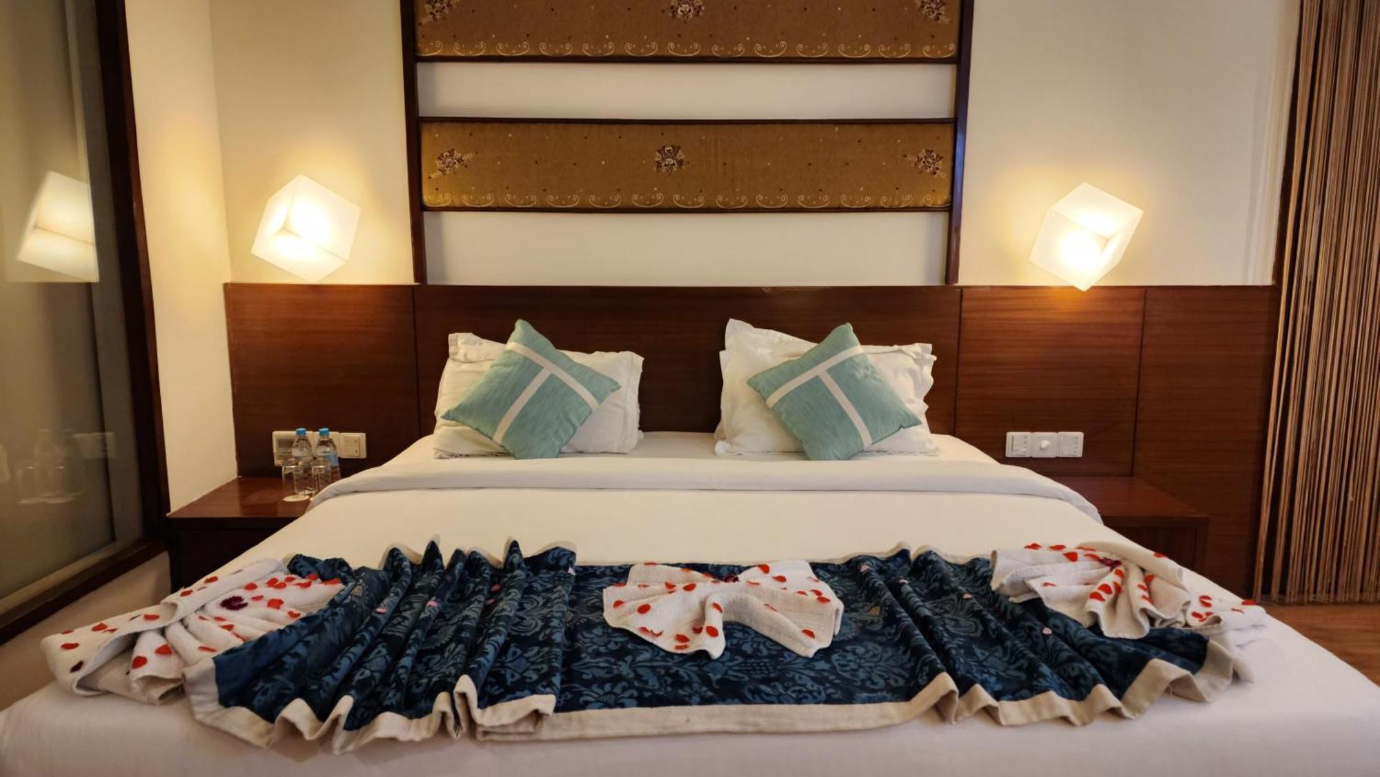 Hotel Royal Ark - 卡绍利 外观 照片